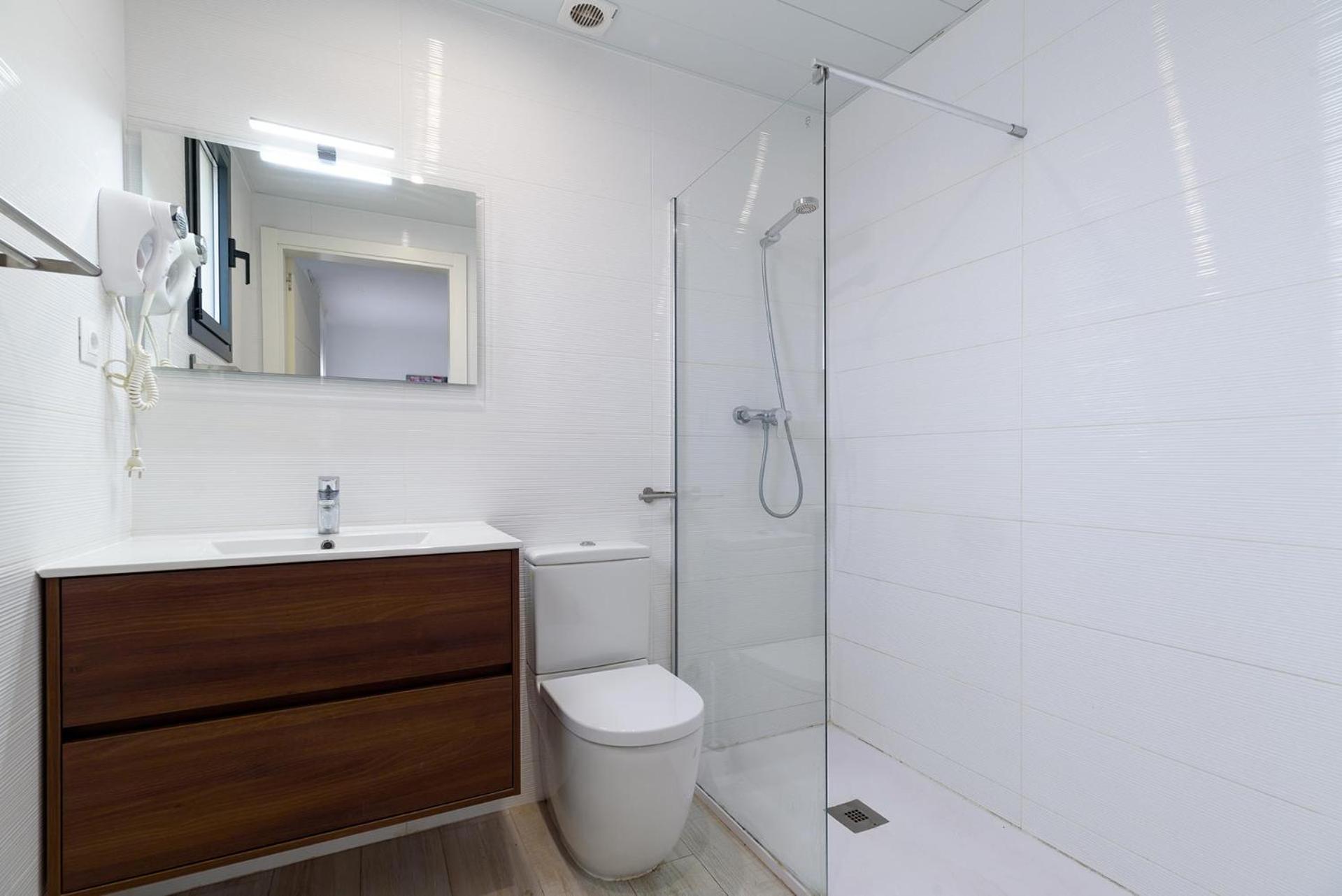 Castell Beach Aparthotel Castelldefels Bilik gambar